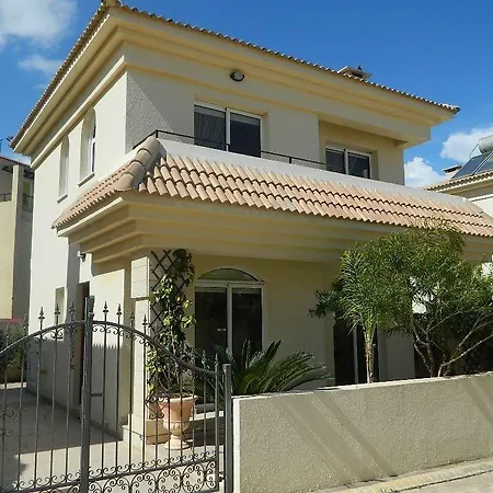 The Blue Water Bay Villas Protaras